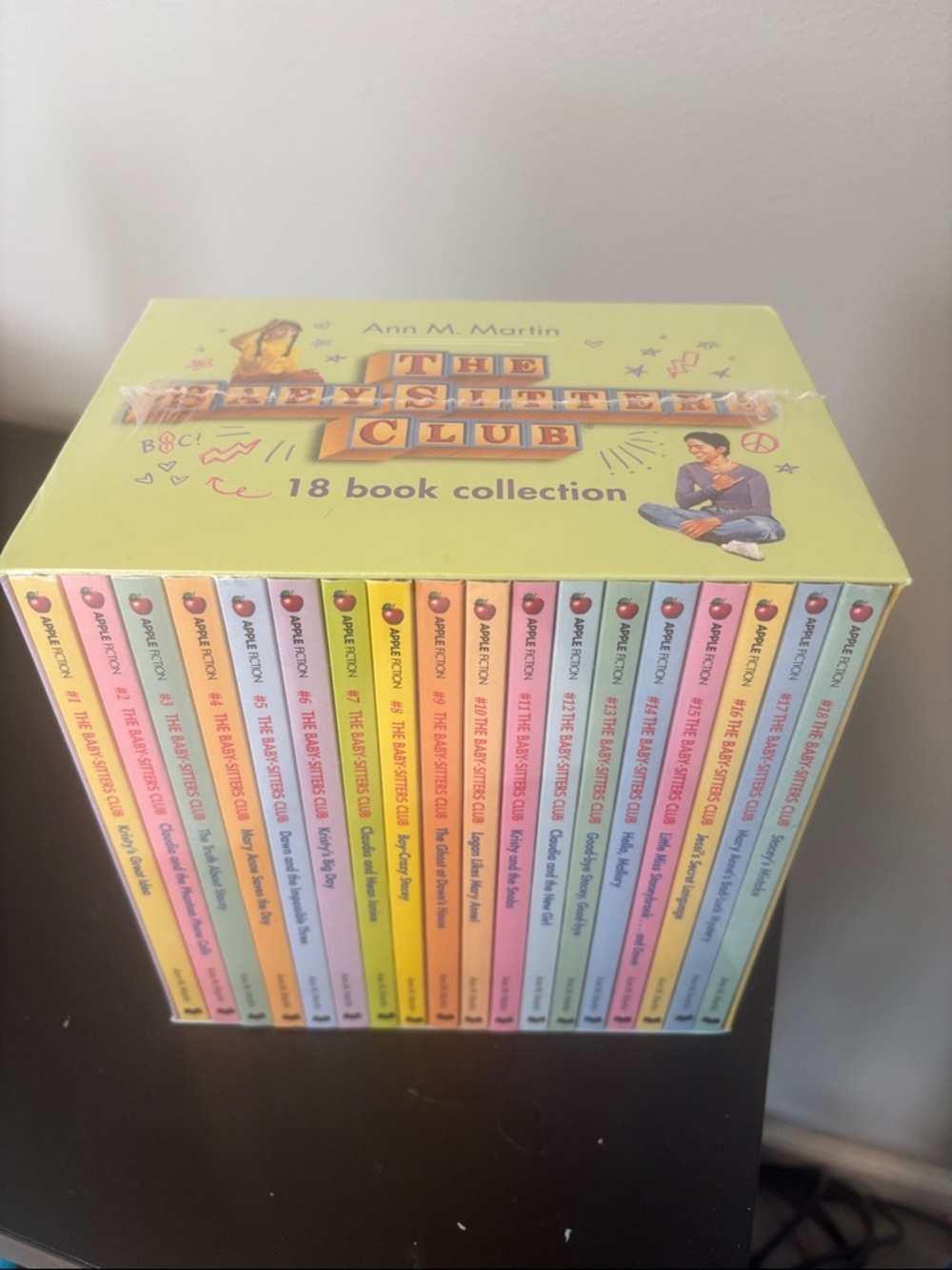 The Babysitters Club 18-Book Collection - Pastel Rainbow Box Set- unopened